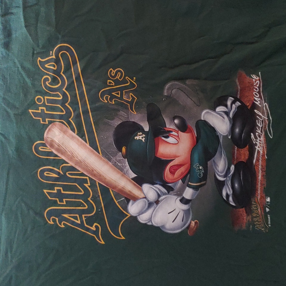 Mlb/Disney collab tee
